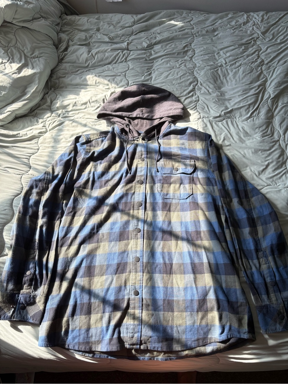 Men's Blue and Gray Plaid Hooded Flannel Shirt/hoodie